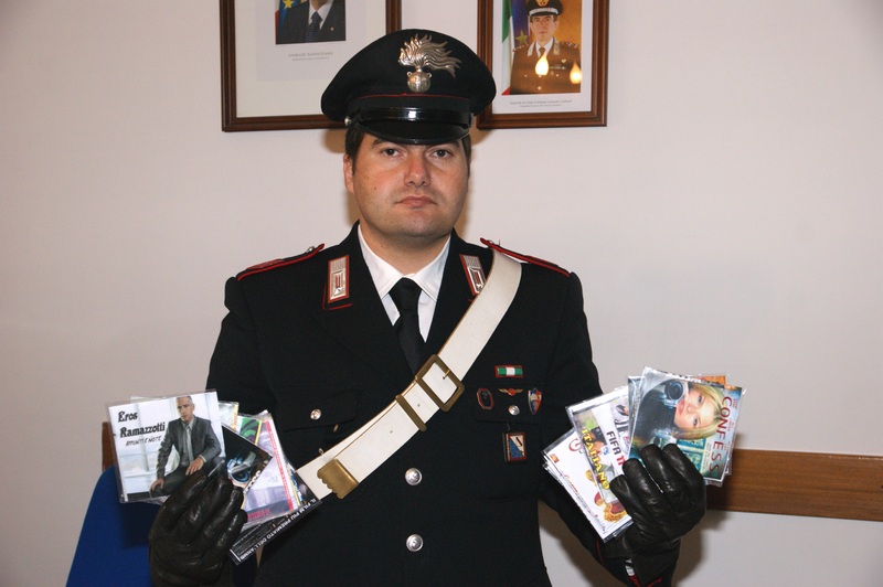 carabinieri_sequestro CD e DVD